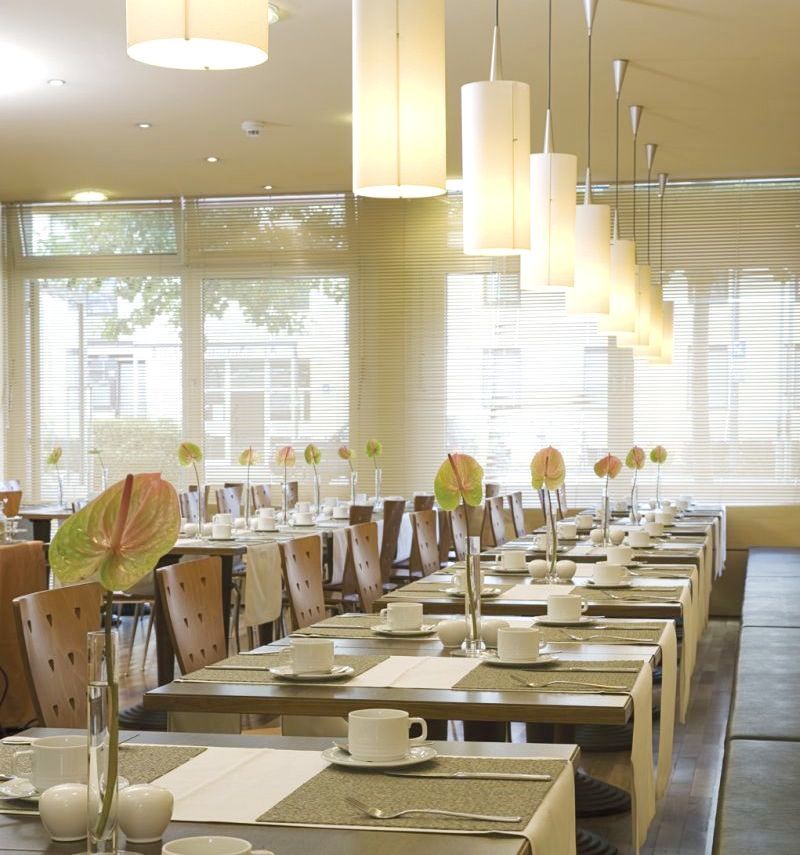 Nh Muenchen City Sued Restoran fotoğraf